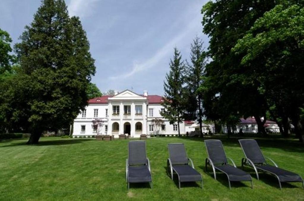 Palac Zegrzynski Zegrze Exterior foto